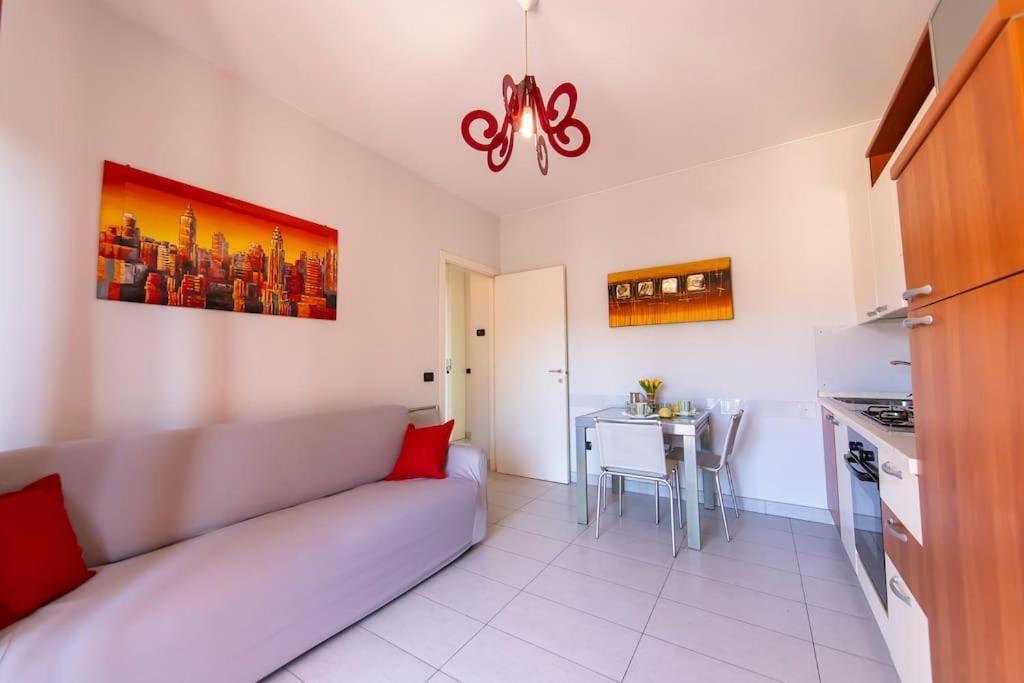 Appartement Casa Lisara à San Lorenzo al Mare Extérieur photo